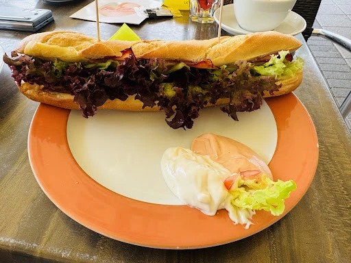 Bistro Wolkenkratzer Kehl photo 8